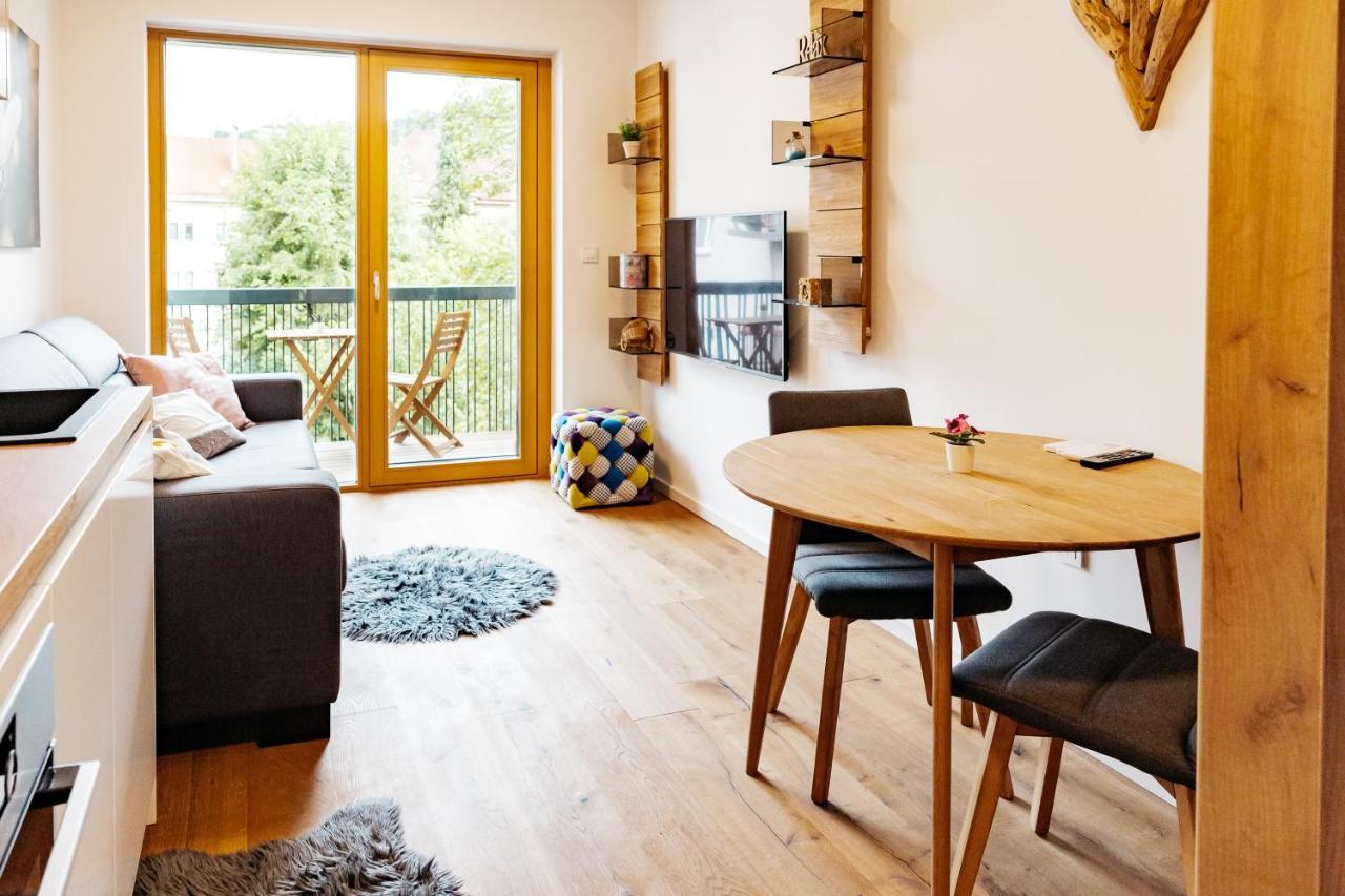 Woody - Comfy Apartment In Siska Любляна Экстерьер фото